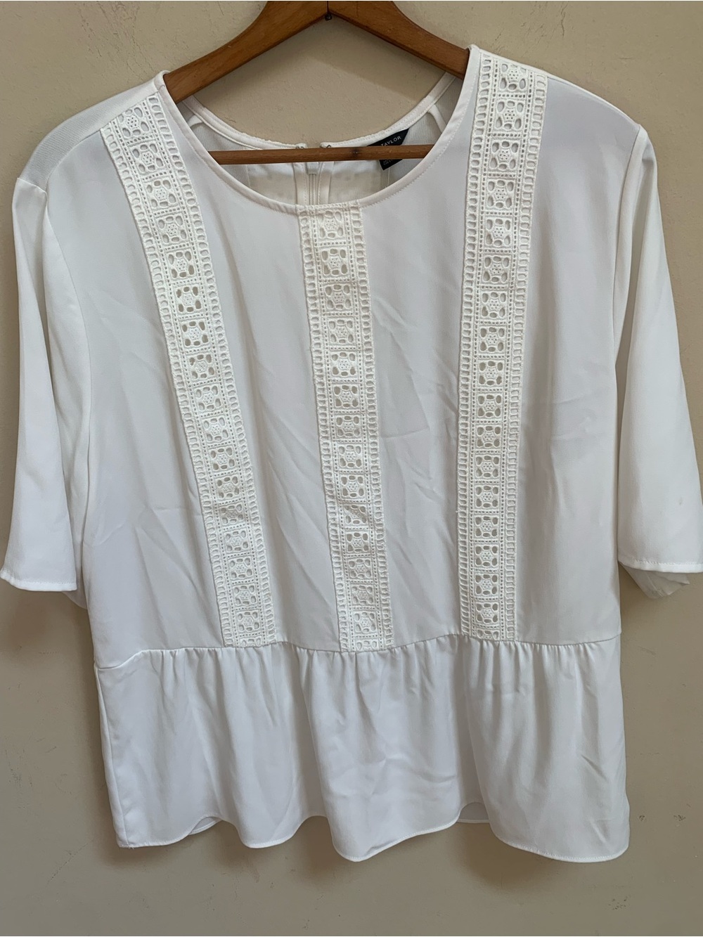 Ann Taylor Off-White Front Back Lace Zipper Victorian Feminine Blouse Sz L